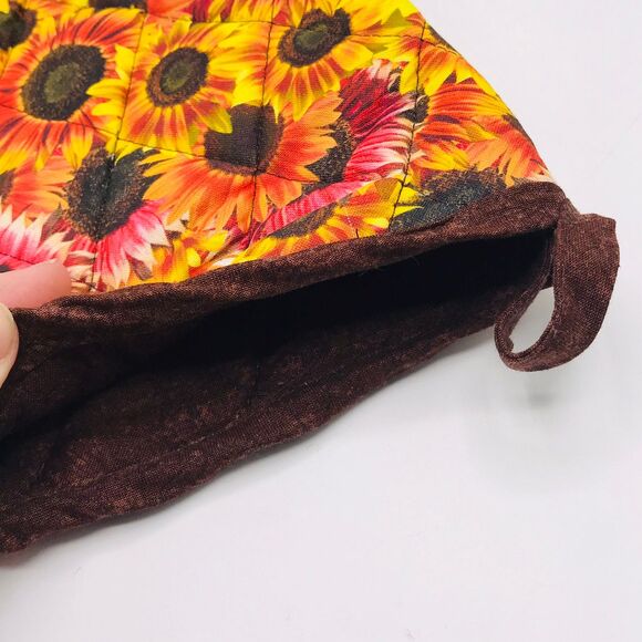 Oven Mitt Finger Hotpad, and Square Potholder Baking Gift Set, Sunflower Cottage - Picture 7 of 8